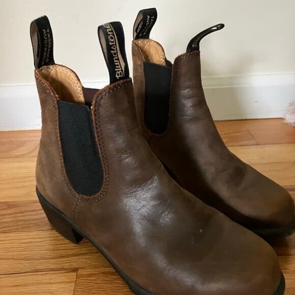 Blundstone Boots with heel - Picture 3 of 4